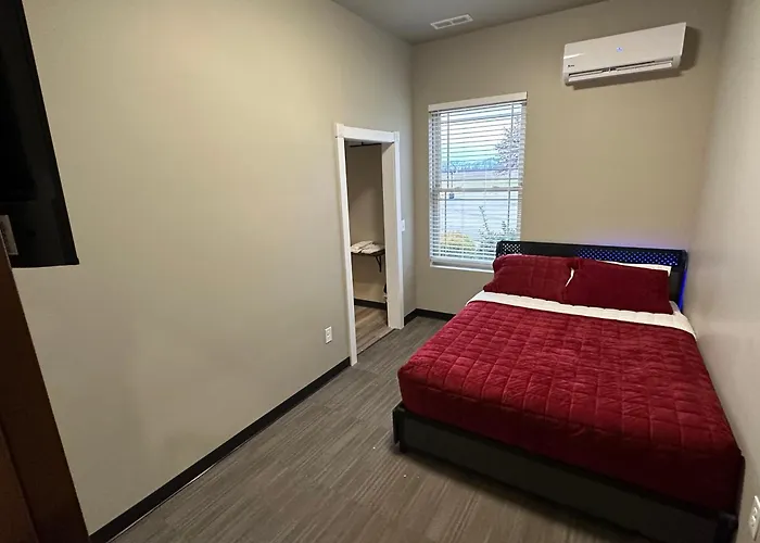 Willow E-hotel Hotel